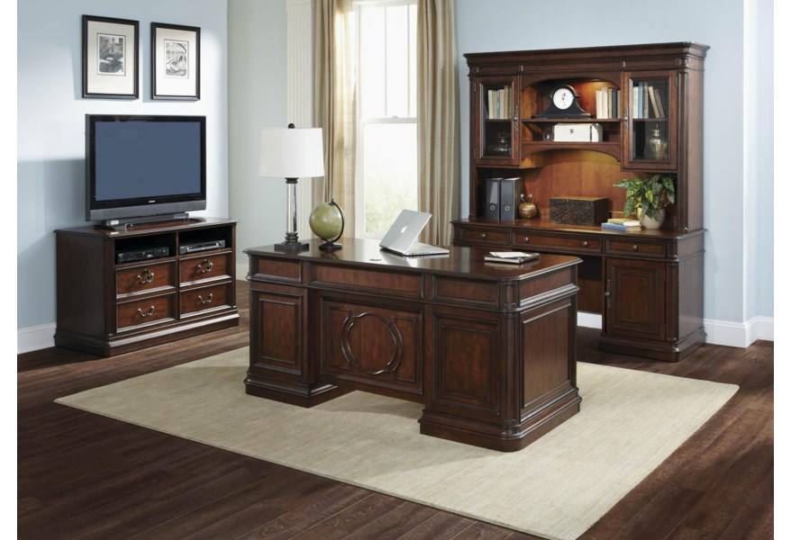 Brayton Manor Jr Executive Desk - Image 2